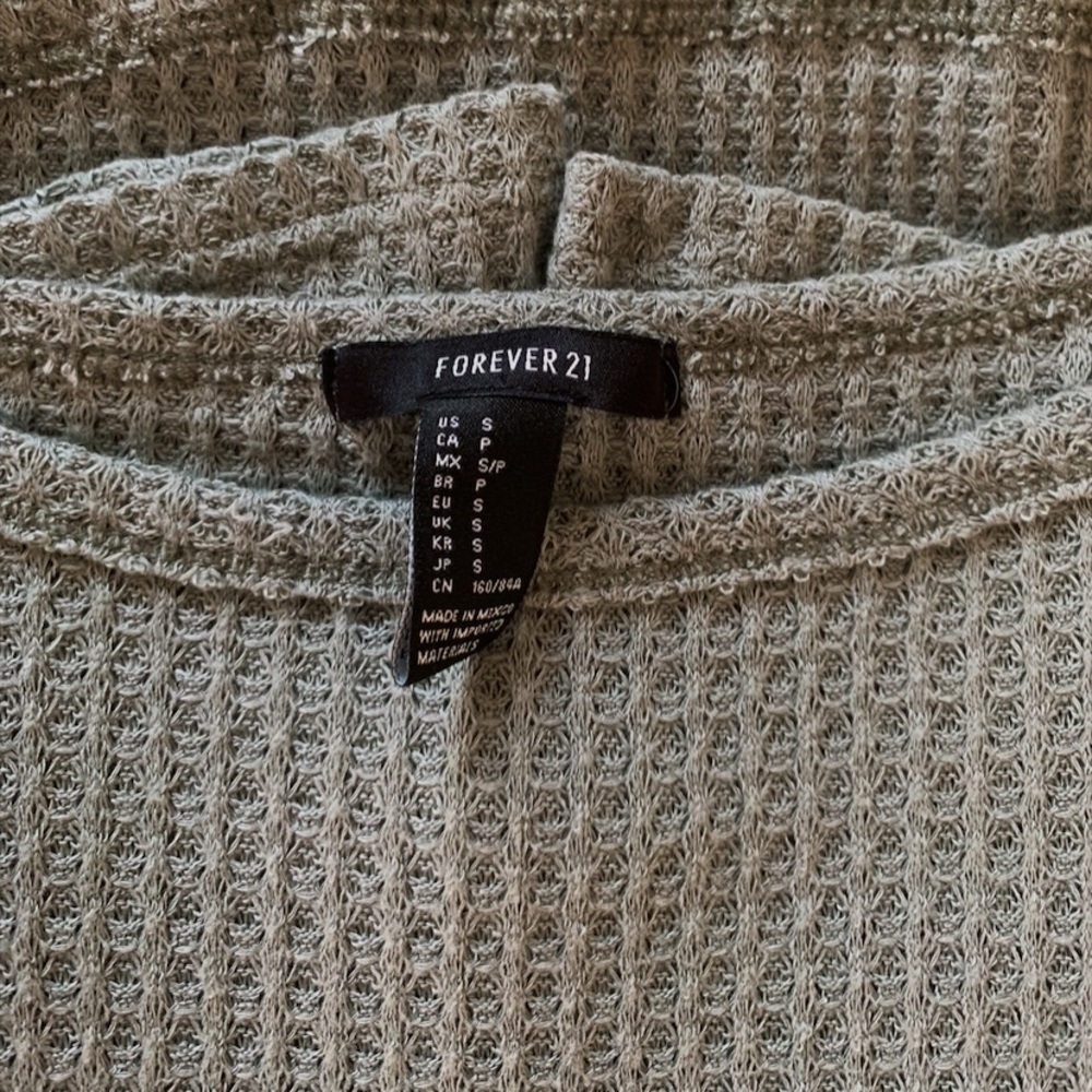 Green Sweater ⚡️Size S - Picture 4 of 4